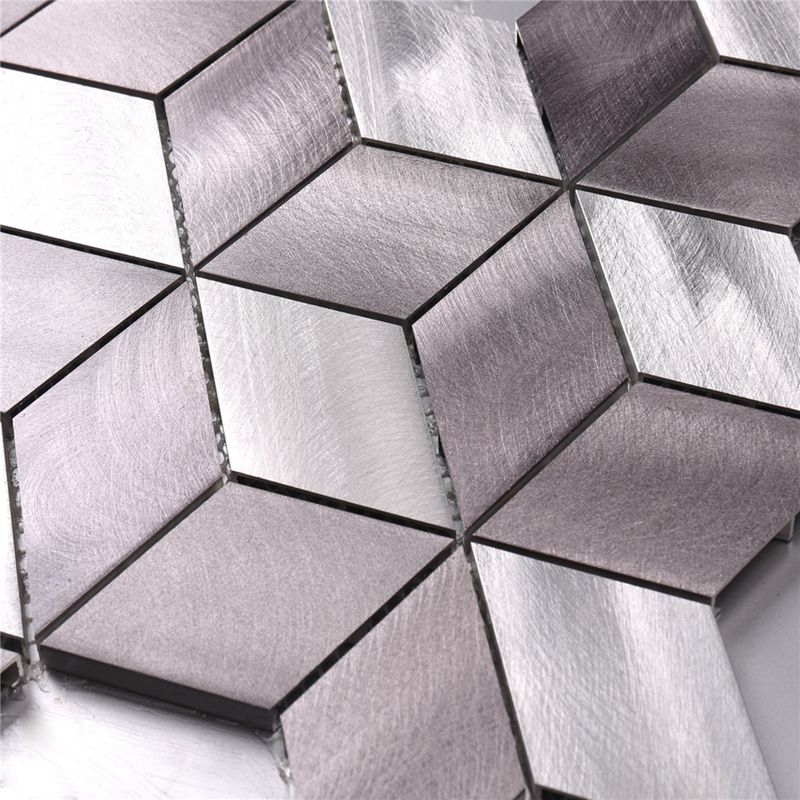 Mattgrå aluminiumplattor för köksvägg i badrum